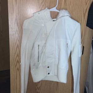 White, zip up jacket with buttons, fur hood
